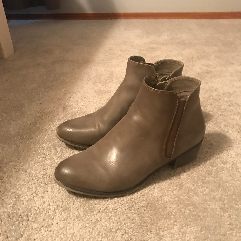 Grayish booties